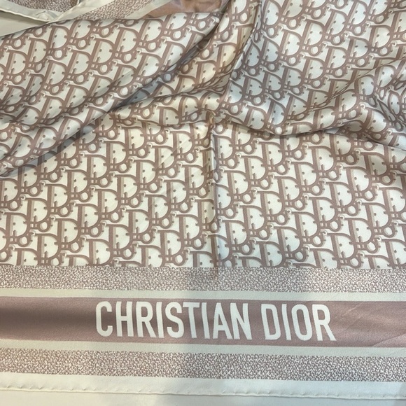 Dior silk scarf - Picture 1 of 7